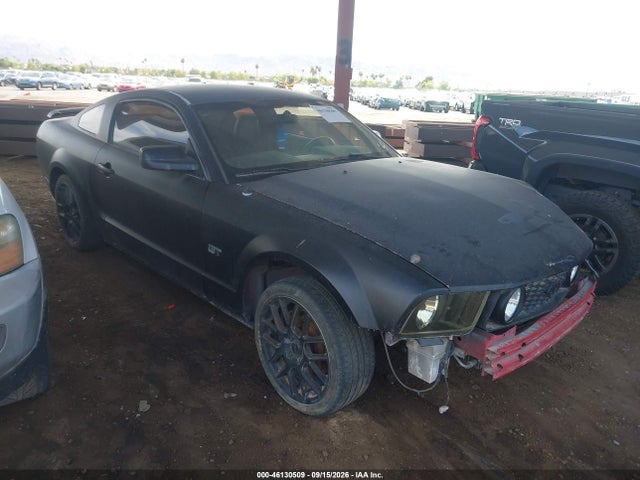 Продаж на аукціоні авто 2005 Ford Mustang Gt Deluxe/gt Premium, vin: 1ZVFT82HX55185927, номер лоту: 46130509
