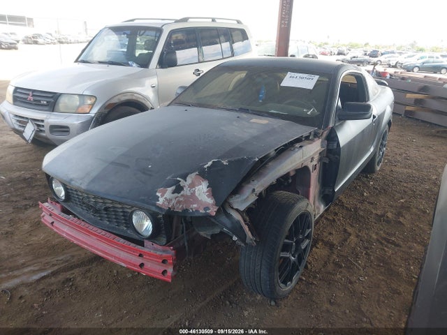 Продаж на аукціоні авто 2005 Ford Mustang Gt Deluxe/gt Premium, vin: 1ZVFT82HX55185927, номер лоту: 46130509