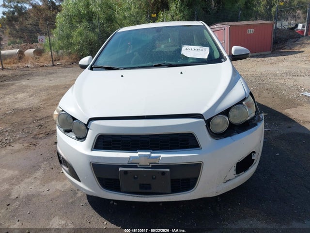 Chevrolet Sonic Lt Auto 2014 1G1JC5SHXE4199109 Image 12