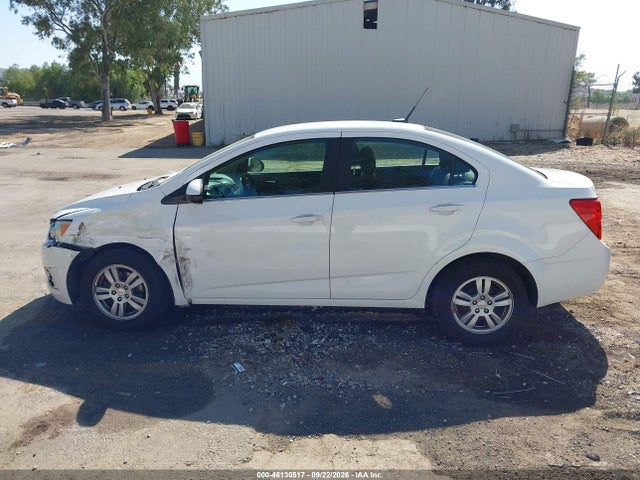 Chevrolet Sonic Lt Auto 2014 1G1JC5SHXE4199109 Image 14