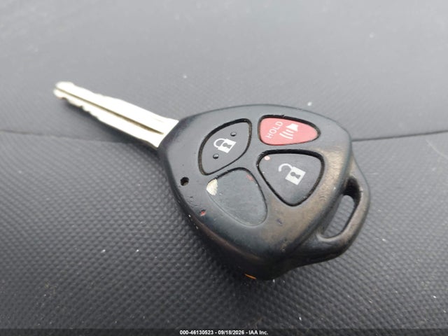 46130523 :رقم المزاد ، 2T1KU4EE2AC279144 vin ، 2010 Toyota Matrix مزاد بيع