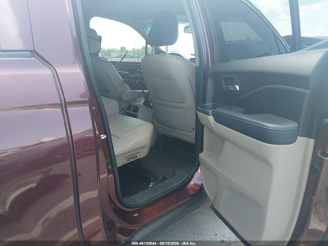 Auction sale of the 2018 Honda Ridgeline Rtl-t, vin: 5FPYK2F64JB002011, lot number: 46130544