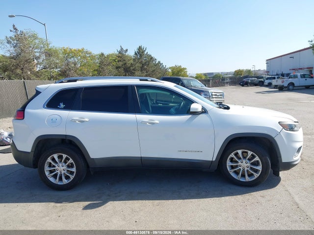 2019 Jeep Cherokee Latitude Fwd მანქანა იყიდება აუქციონზე, vin: 1C4PJLCB2KD384286, აუქციონის ნომერი: 46130578