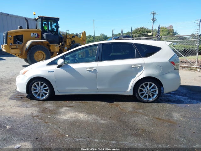 Продажа на аукционе авто 2012 Toyota Prius V Five, vin: JTDZN3EU8C3026340, номер лота: 46130589