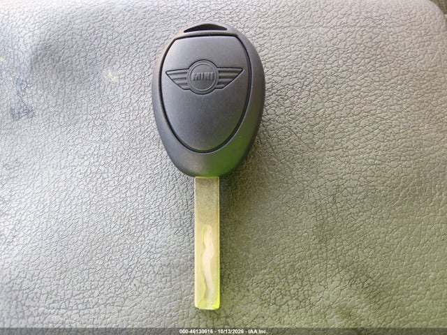 46130616 :رقم المزاد ، WMWRE33483TD59009 vin ، 2003 Mini Cooper S مزاد بيع
