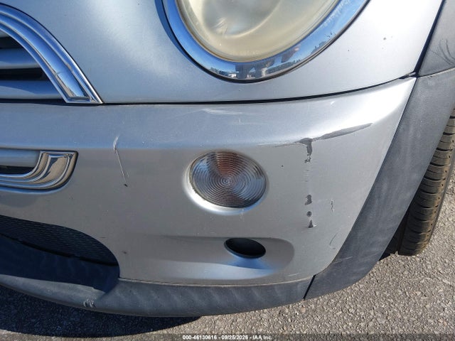 46130616 :رقم المزاد ، WMWRE33483TD59009 vin ، 2003 Mini Cooper S مزاد بيع