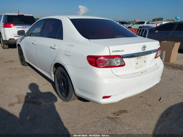 46130625 :رقم المزاد ، 2T1BU4EE5CC781827 vin ، 2012 Toyota Corolla Le مزاد بيع