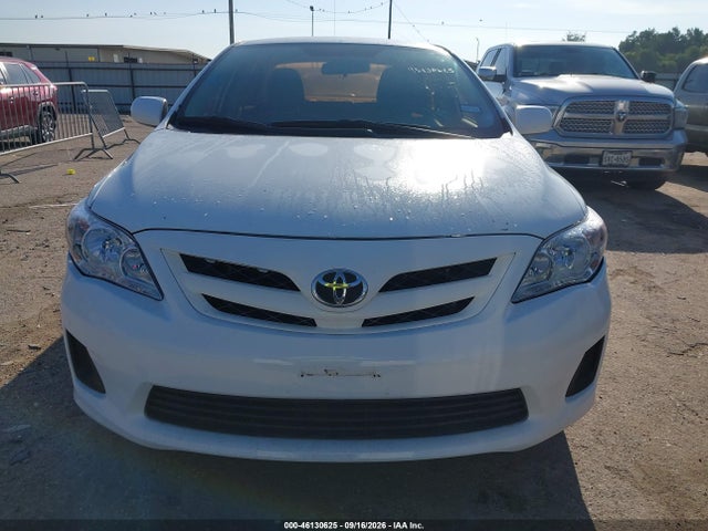 46130625 :رقم المزاد ، 2T1BU4EE5CC781827 vin ، 2012 Toyota Corolla Le مزاد بيع