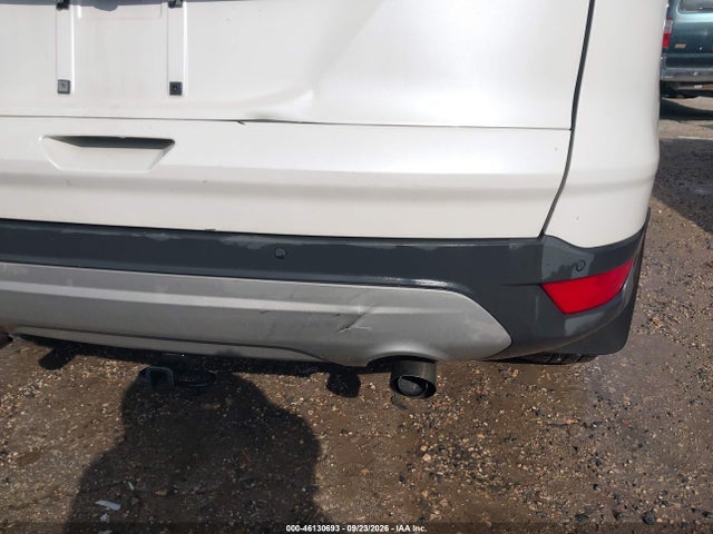 46130693 :رقم المزاد ، 1FMCU0G90GUB03911 vin ، 2016 Ford Escape Se مزاد بيع