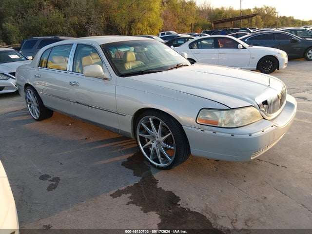 Aukcja sprzedaży 2004 Lincoln Town Car Ultimate L, vin: 1LNHM85W64Y638081, numer aukcji: 46130703