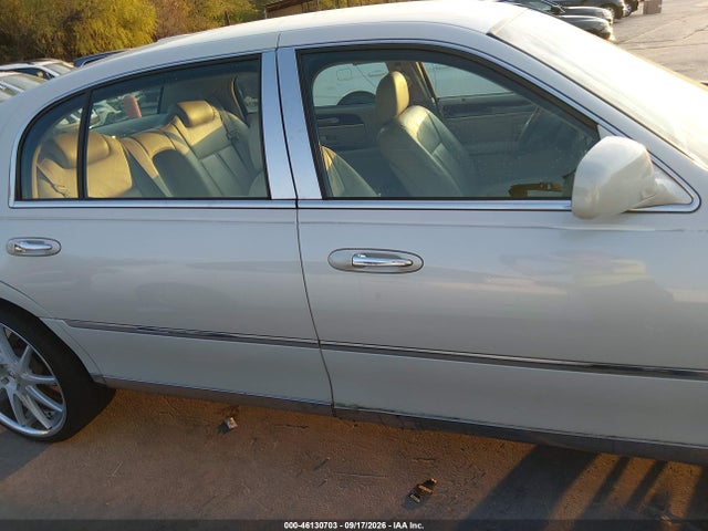 Aukcja sprzedaży 2004 Lincoln Town Car Ultimate L, vin: 1LNHM85W64Y638081, numer aukcji: 46130703