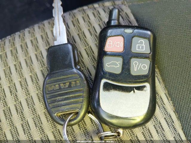 46130758 :رقم المزاد ، 1D7RV1CT0BS565639 vin ، 2011 Ram Ram 1500 St مزاد بيع