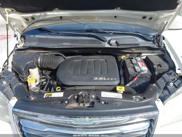 46130779 :رقم المزاد ، 2C4RC1BG8DR656702 vin ، 2013 Chrysler Town & Country Touring مزاد بيع