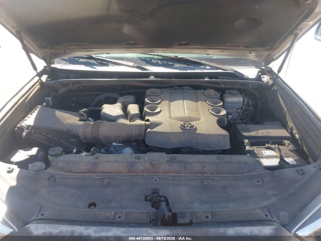 Toyota 4RUNNER SR5 2016 JTEBU5JR0G5295701 Image 10