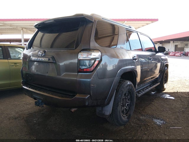Toyota 4RUNNER SR5 2016 JTEBU5JR0G5295701 Image 4