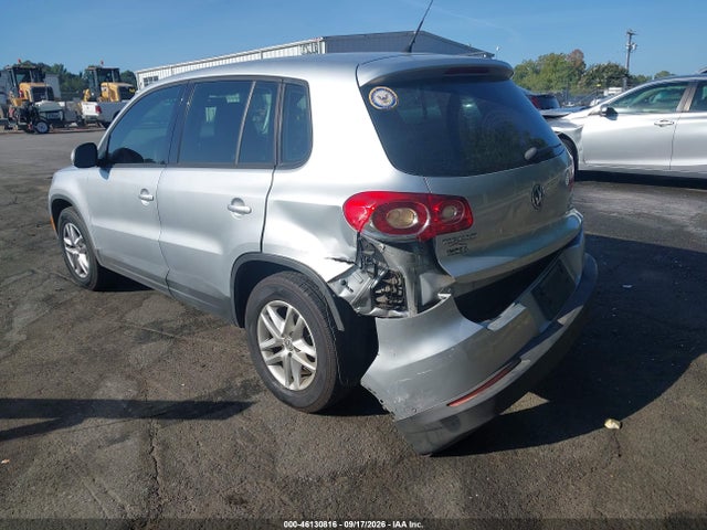 46130816 :رقم المزاد ، WVGBV7AXXBW524945 vin ، 2011 Volkswagen Tiguan S مزاد بيع