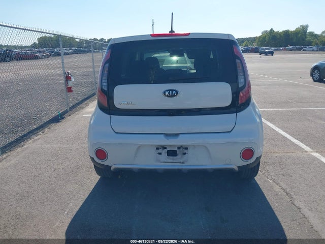 2018 Kia Soul + მანქანა იყიდება აუქციონზე, vin: KNDJP3A51J7557858, აუქციონის ნომერი: 46130821