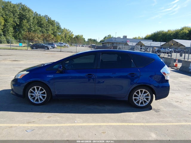 46130826 :رقم المزاد ، JTDZN3EU1C3160672 vin ، 2012 Toyota Prius V Five مزاد بيع