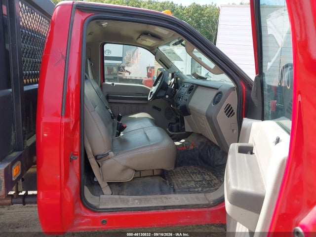 46130832 :رقم المزاد ، 1FDWF36598EA78574 vin ، 2008 Ford F-350 Chassis Xl/xlt مزاد بيع