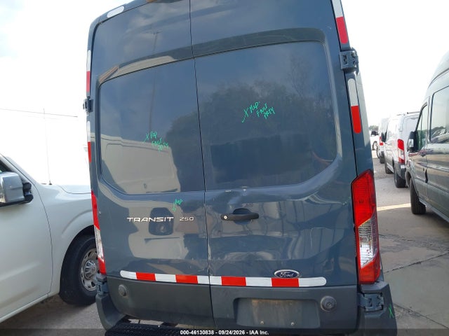 1FTYR3XM0KKA97520 Ford Transit-250