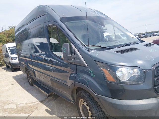 1FTYR3XMXKKB33519 Ford Transit-250