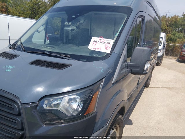 1FTYR3XMXKKB33519 Ford Transit-250