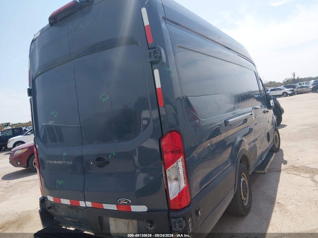 1FTYR3XMXKKB33519 Ford Transit-250