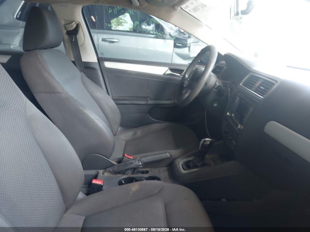 Продаж на аукціоні авто 2013 Volkswagen Jetta 2.0l S, vin: 3VW2K7AJ4DM366398, номер лоту: 46130867