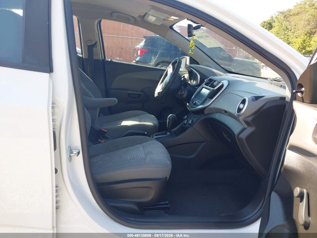 Продажа на аукционе авто 2017 Chevrolet Sonic Lt Auto, vin: 1G1JG6SH1H4160570, номер лота: 46130886
