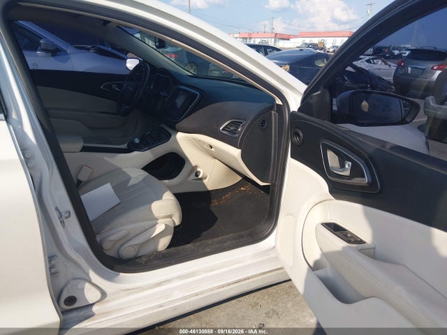 46130888 :رقم المزاد ، 1C3CCCAB7FN683675 vin ، 2015 Chrysler 200 Limited مزاد بيع