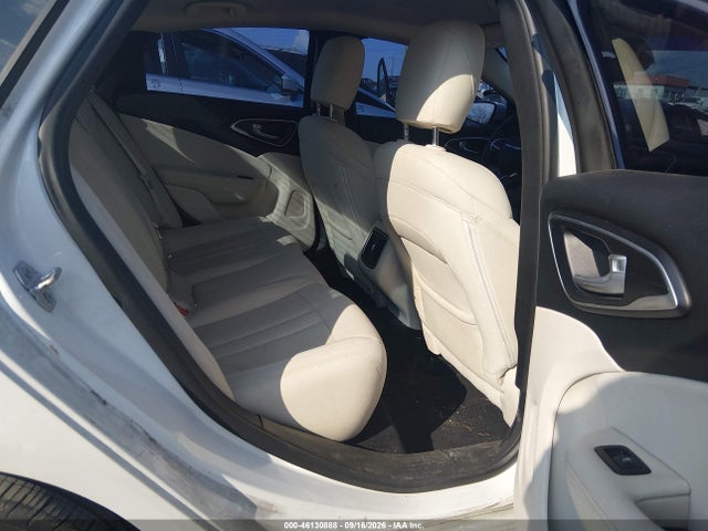 46130888 :رقم المزاد ، 1C3CCCAB7FN683675 vin ، 2015 Chrysler 200 Limited مزاد بيع