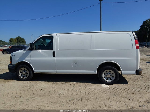 2013 Chevrolet Express 1500 Work Van მანქანა იყიდება აუქციონზე, vin: 1GCSGAFX1D1105306, აუქციონის ნომერი: 46130898