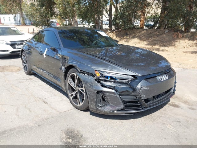 46130910 :رقم المزاد ، WAUCJBFW3P7005273 vin ، 2023 Audi E-tron Gt Premium Plus Quattro مزاد بيع