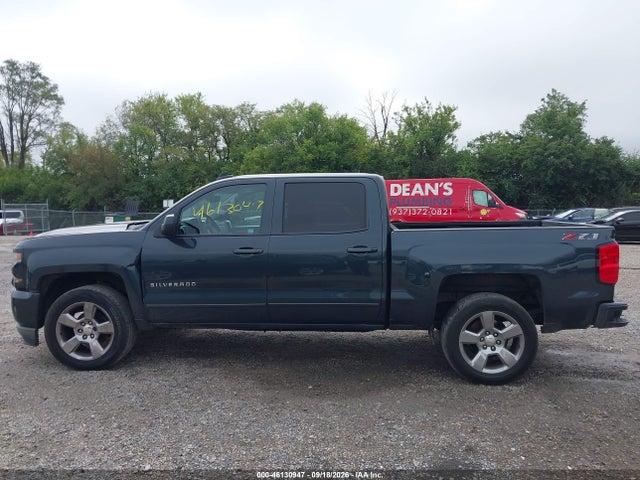 46130947 :رقم المزاد ، 3GCUKREC7JG299762 vin ، 2018 Chevrolet Silverado 1500 2lt مزاد بيع