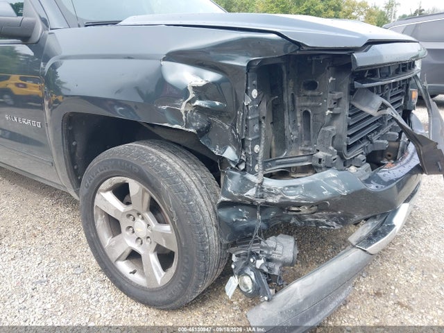 46130947 :رقم المزاد ، 3GCUKREC7JG299762 vin ، 2018 Chevrolet Silverado 1500 2lt مزاد بيع