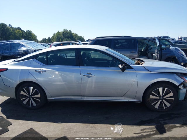 2022 Nissan Altima Sv Fwd მანქანა იყიდება აუქციონზე, vin: 1N4BL4DV6NN335695, აუქციონის ნომერი: 46130952