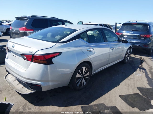 2022 Nissan Altima Sv Fwd მანქანა იყიდება აუქციონზე, vin: 1N4BL4DV6NN335695, აუქციონის ნომერი: 46130952
