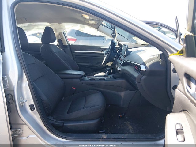 2022 Nissan Altima Sv Fwd მანქანა იყიდება აუქციონზე, vin: 1N4BL4DV6NN335695, აუქციონის ნომერი: 46130952