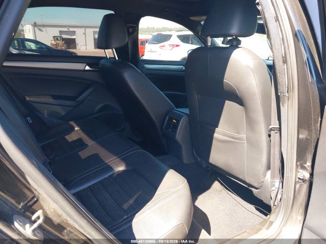 Aukcja sprzedaży 2015 Volkswagen Passat 1.8t Se, vin: 1VWBT7A31FC010333, numer aukcji: 46130966