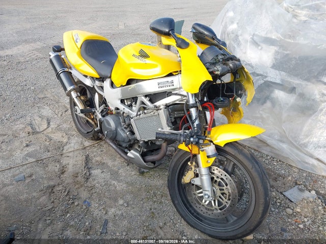 1999 Honda Vtr1000 F მანქანა იყიდება აუქციონზე, vin: JH2SC3600XM100361, აუქციონის ნომერი: 46131007