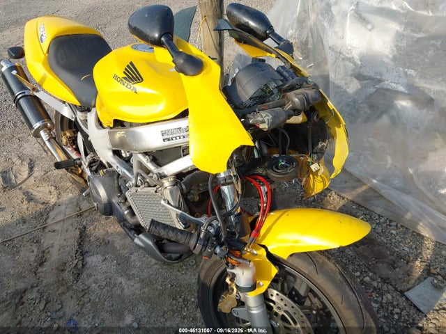 1999 Honda Vtr1000 F მანქანა იყიდება აუქციონზე, vin: JH2SC3600XM100361, აუქციონის ნომერი: 46131007