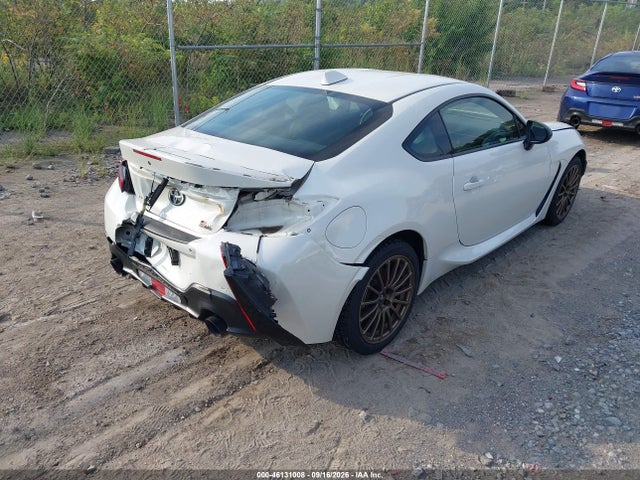 46131008 :رقم المزاد ، JF1ZNBC1XP8763055 vin ، 2023 Toyota Gr86 مزاد بيع