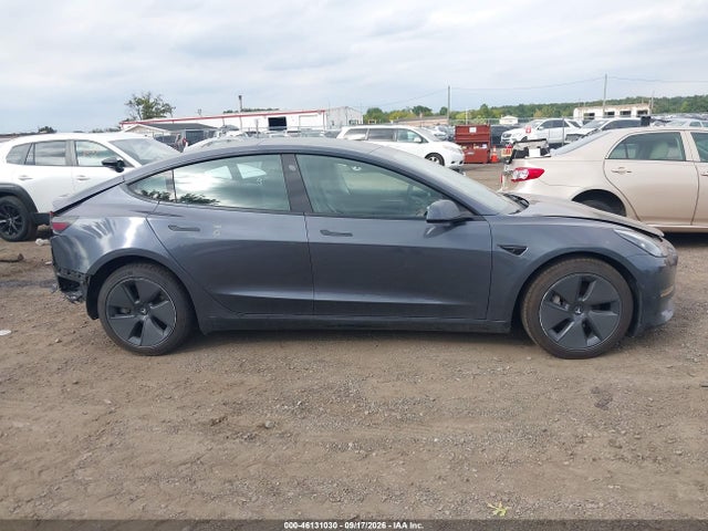 Tesla Model 3 Long Range 2022 5YJ3E1EB2NF334991 Image 12