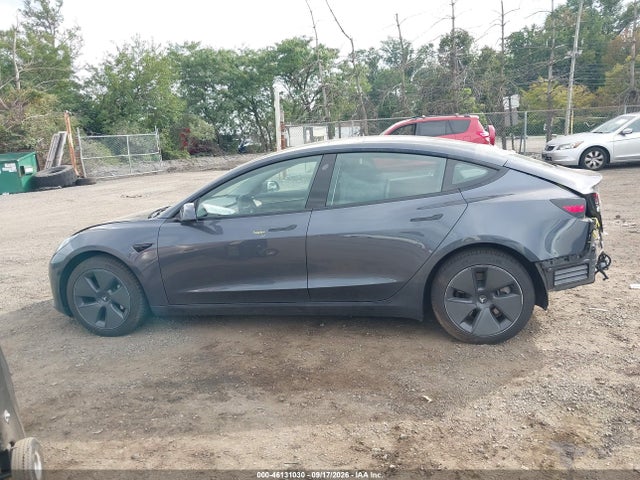 Tesla Model 3 Long Range 2022 5YJ3E1EB2NF334991 Image 13