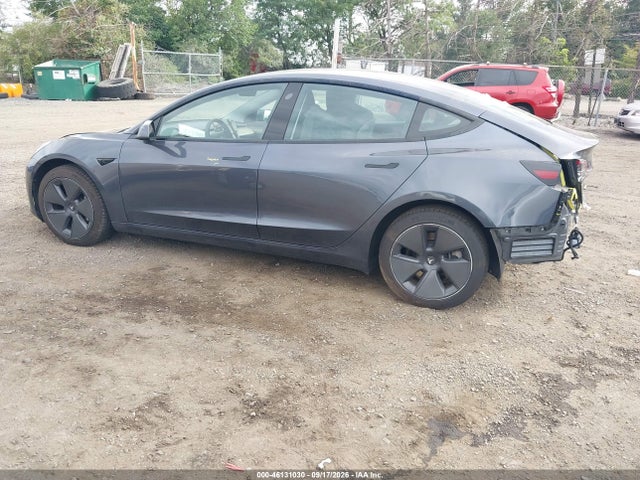 Tesla Model 3 Long Range 2022 5YJ3E1EB2NF334991 Image 3