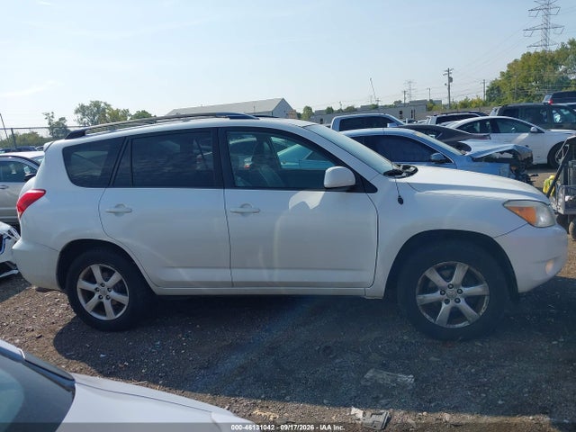 2008 Toyota Rav4 Limited V6 მანქანა იყიდება აუქციონზე, vin: JTMBK31V785057583, აუქციონის ნომერი: 46131042