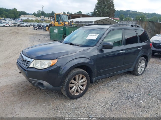 46131067 :رقم المزاد ، JF2SHADC2DH441892 vin ، 2013 Subaru Forester 2.5x Premium مزاد بيع