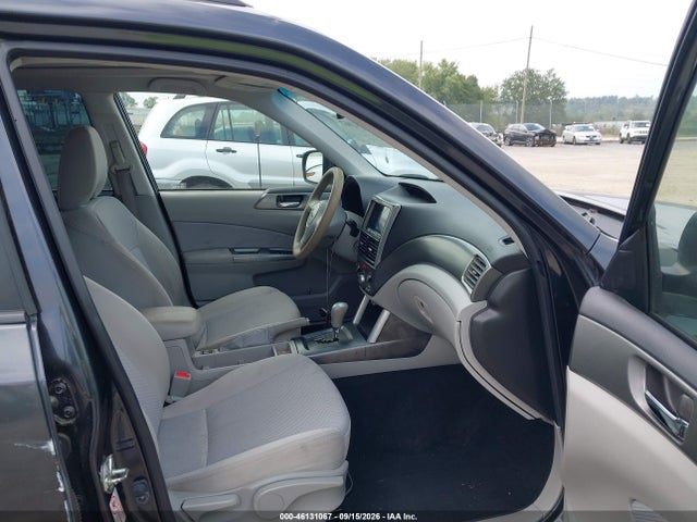 46131067 :رقم المزاد ، JF2SHADC2DH441892 vin ، 2013 Subaru Forester 2.5x Premium مزاد بيع