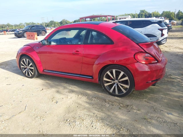 2015 Volkswagen Beetle 2.0t R-line მანქანა იყიდება აუქციონზე, vin: 3VWVS7AT5FM643755, აუქციონის ნომერი: 46131089