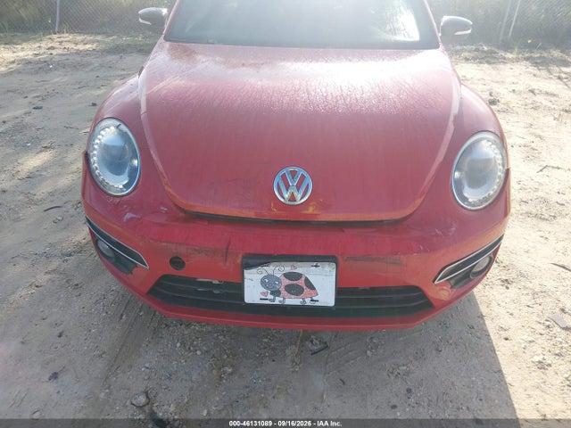 2015 Volkswagen Beetle 2.0t R-line მანქანა იყიდება აუქციონზე, vin: 3VWVS7AT5FM643755, აუქციონის ნომერი: 46131089